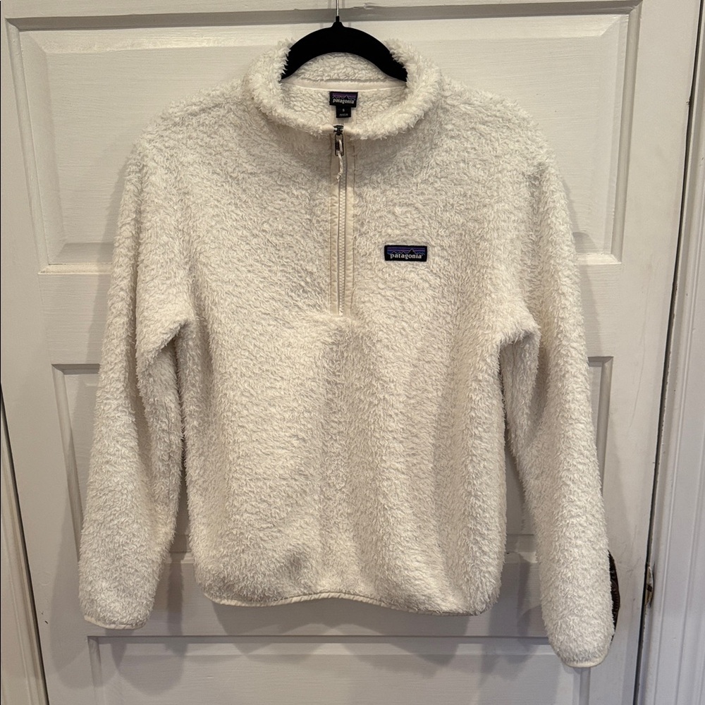 Patagonia Women's Off-White Teddy Jacket